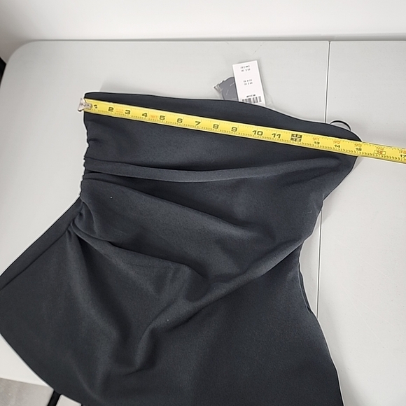 NEW Abercrombie & Fitch Strapless Side Ruched Top Size Medium Black fitted - Picture 8 of 11